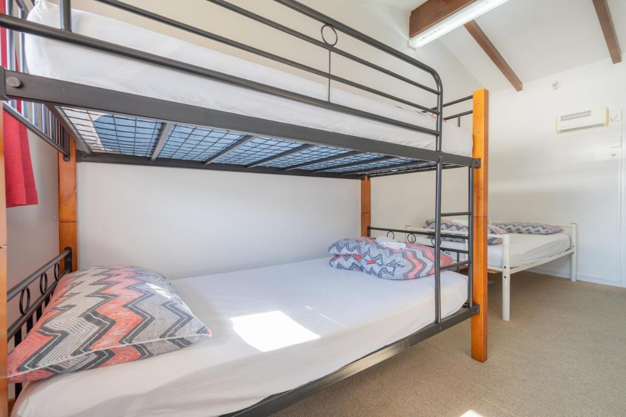 Te Anau Central Backpackers Exteriör bild